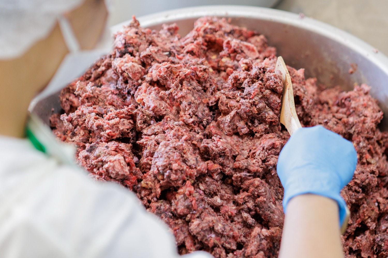 公式】HUGBOX（ハグボックス）｜手作り生食ドッグフード